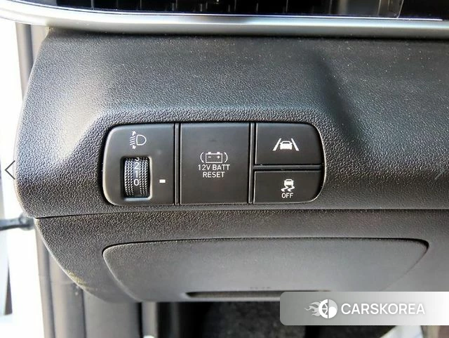 Hyundai Avante Hybrid (CN7) 2021 Белый из Кореи, фото 3