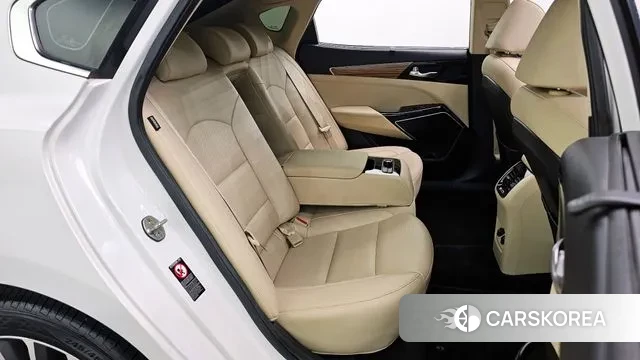 Kia Come New K7 2018 Белый из Кореи, фото 3