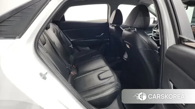 Hyundai Avante (CN7) 2022 Белый из Кореи, фото 3