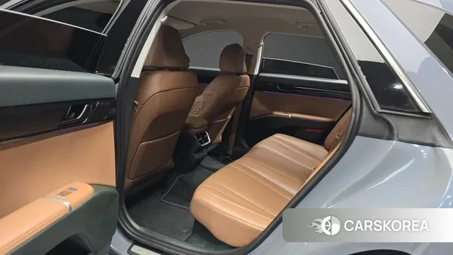 Hyundai Grandeur Hybrid (GN7) 2023 Серый из Кореи, фото 3