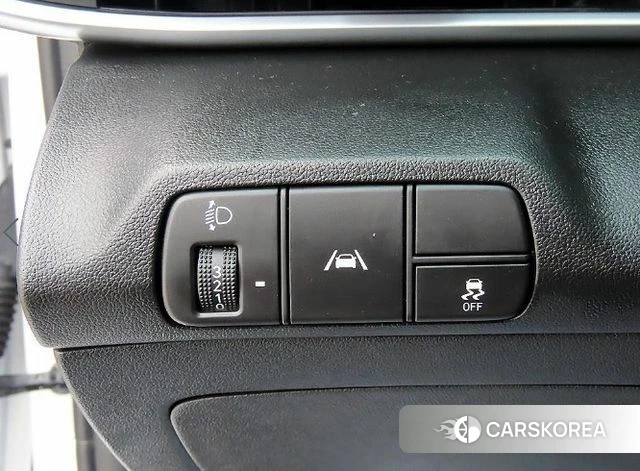 Hyundai The New Avante (CN7) 2023 Белый из Кореи, фото 3