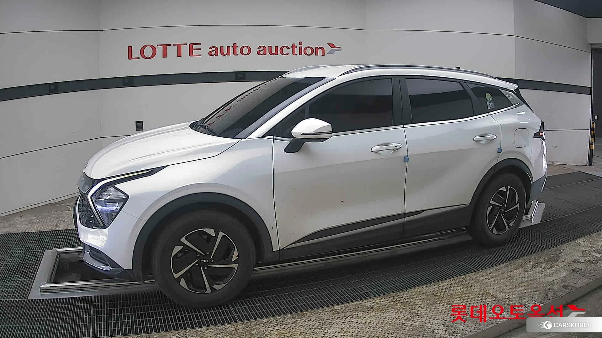 Kia Sportage Hybrid 2022 Snow White Pearl (optional) из Кореи, фото 3