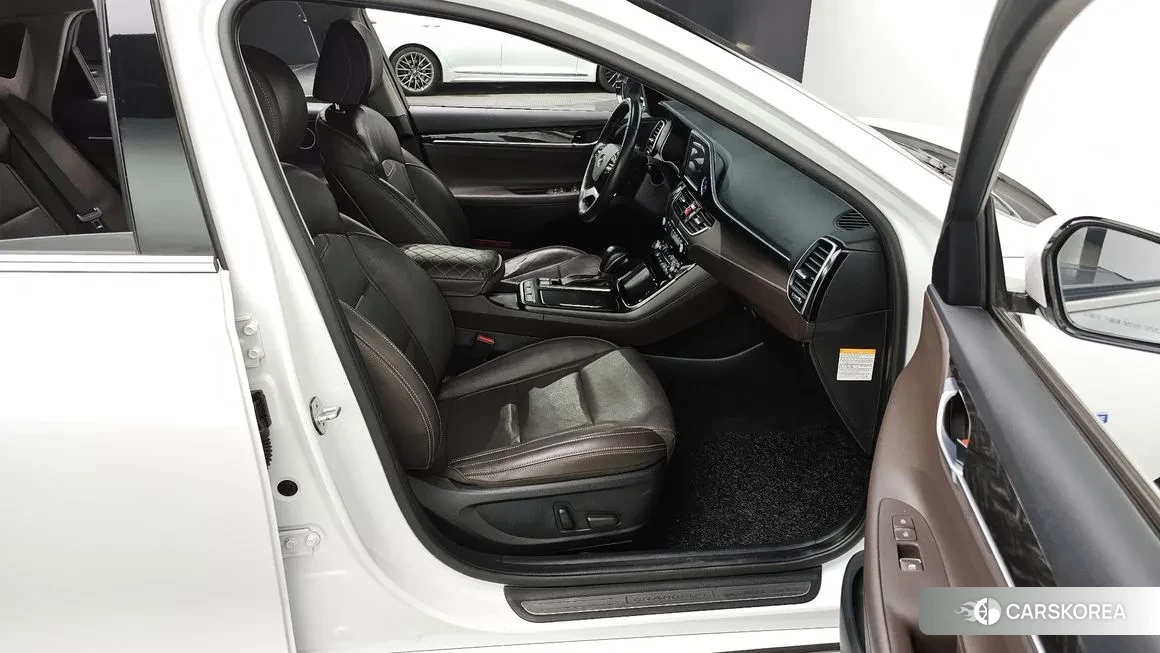 Hyundai Grandeur IG Hybrid 2019 Белый из Кореи, фото 3