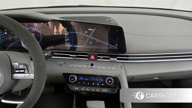 Hyundai The New Avante (CN7) 2025 Серебристо-серый из Кореи, фото 3