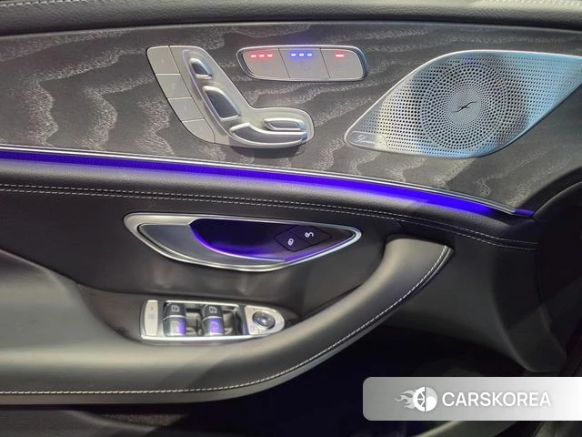 Mercedes-Benz AMG GT 2025 Черный из Кореи, фото 3