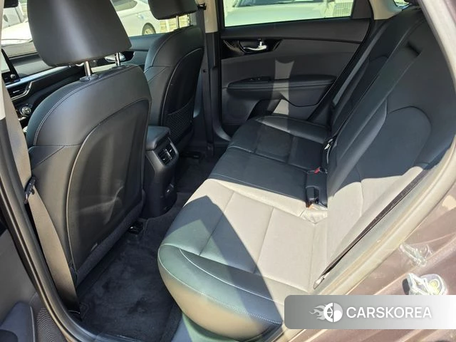 Kia The New K3 2nd generation 2021 Серый из Кореи, фото 3