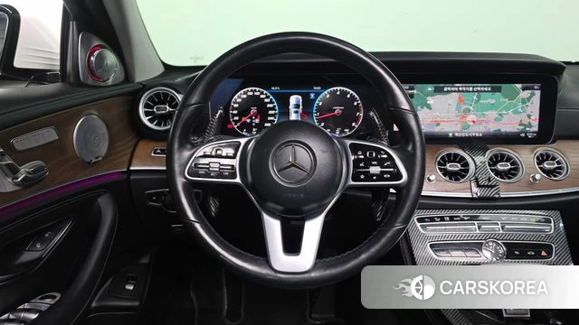 Mercedes-Benz E-Class W213 2018 Белый из Кореи, фото 3