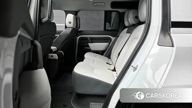 Land Rover Defender (L663) 2025 Белый из Кореи, фото 3