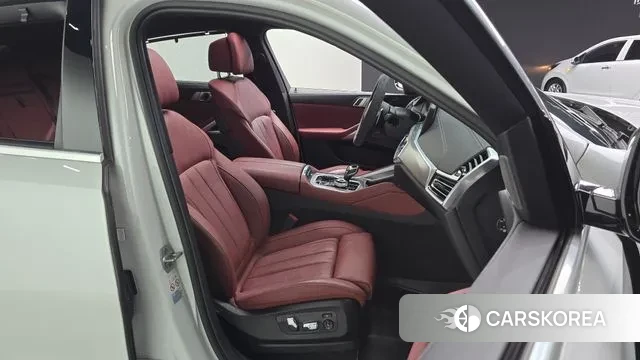 BMW X6 (G06) 2021 Белый из Кореи, фото 3