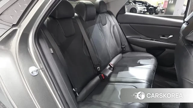 Hyundai The New Avante (CN7) 2023 Серый из Кореи, фото 3