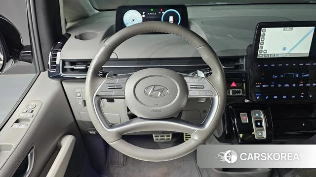 Hyundai Staria 2023 Белый из Кореи, фото 3