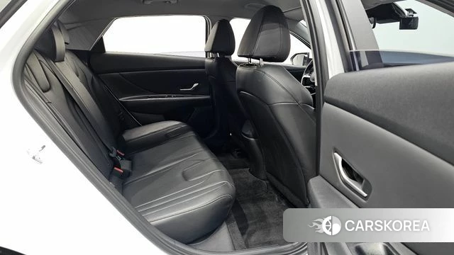 Hyundai Avante (CN7) 2023 Белый из Кореи, фото 3