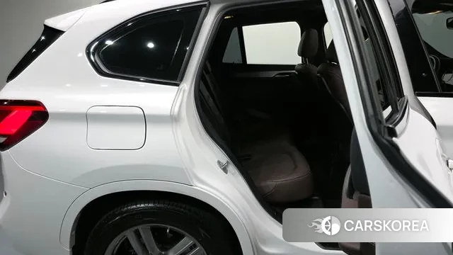 BMW X1 (F48) 2021 Белый из Кореи, фото 3