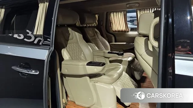 Kia The New Carnival 2019 Серебряный двухцветный из Кореи, фото 3
