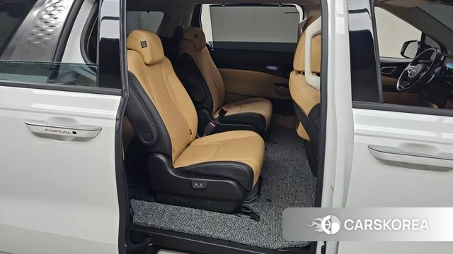 Kia Carnival 4th generation 2022 Белый из Кореи, фото 3