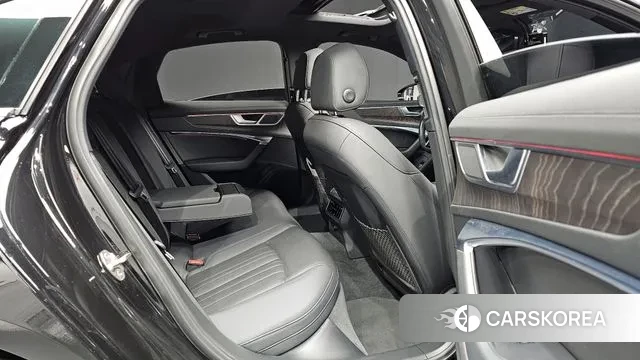 Audi A6 (C8) 2021 Черный из Кореи, фото 3