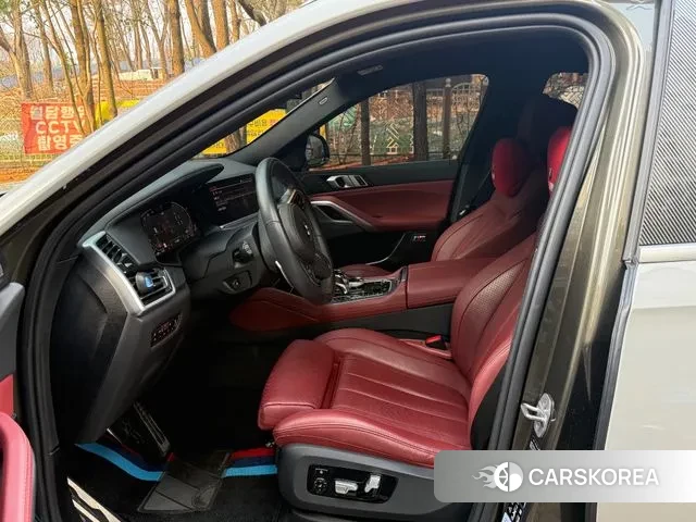 BMW X6 (G06) 2021 Жемчужный цвет из Кореи, фото 3