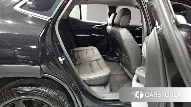 Chevrolet (GM Daewoo) Trax Crossover 2024 Черный из Кореи, фото 3