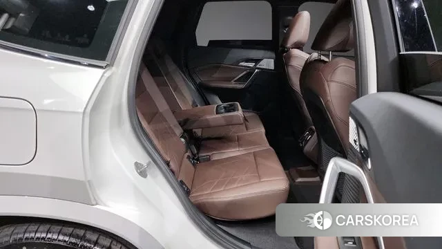 BMW X1 (U11) 2024 Белый из Кореи, фото 3