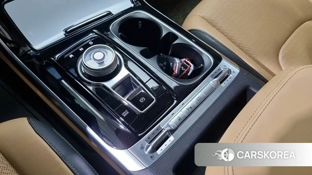 Kia Carnival 4th generation 2023 Белый из Кореи, фото 3
