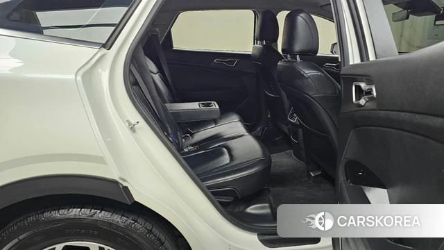 Kia Sportage 5th Generation 2023 Белый из Кореи, фото 3