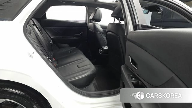 Hyundai Avante (CN7) 2020 Белый из Кореи, фото 3