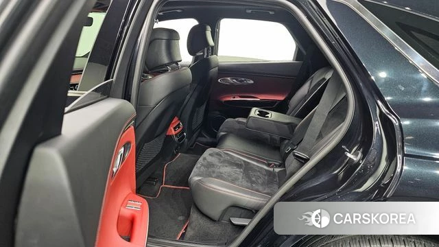 Genesis GV70 2021 Черный из Кореи, фото 3