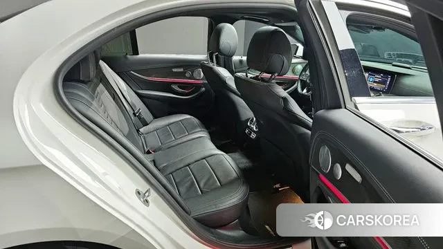 Mercedes-Benz E-Class W213 2020 Белый из Кореи, фото 3