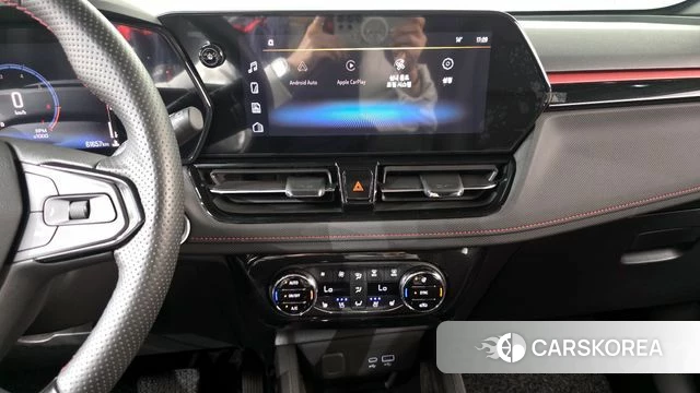 Chevrolet (GM Daewoo) The New Trail Blazer 2024 Белый из Кореи, фото 3