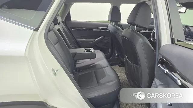 Kia Seltos 2019 Белый из Кореи, фото 3