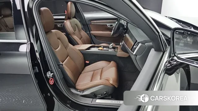 Volvo S90 2021 Черный из Кореи, фото 3