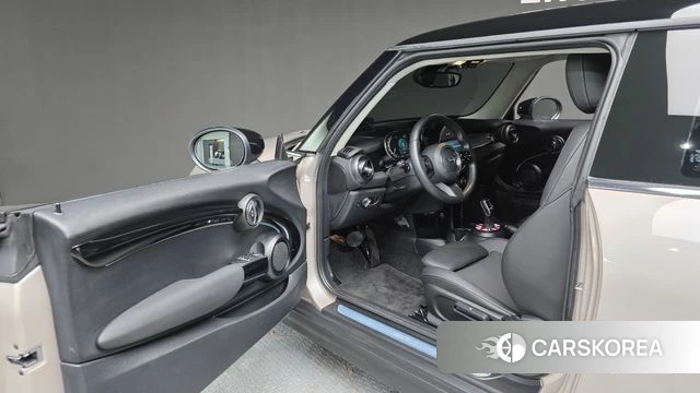 Mini Cooper 2022 Розовый из Кореи, фото 3