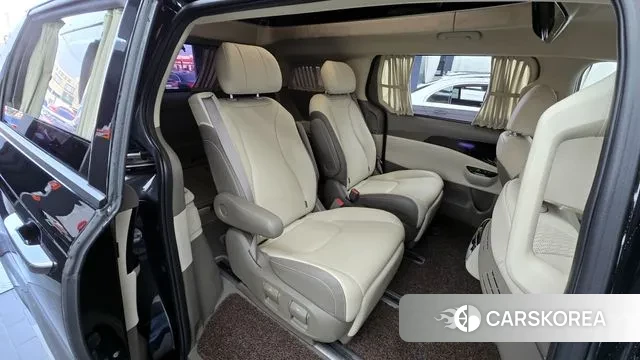 Kia Carnival 4th generation 2023 Черный из Кореи, фото 3