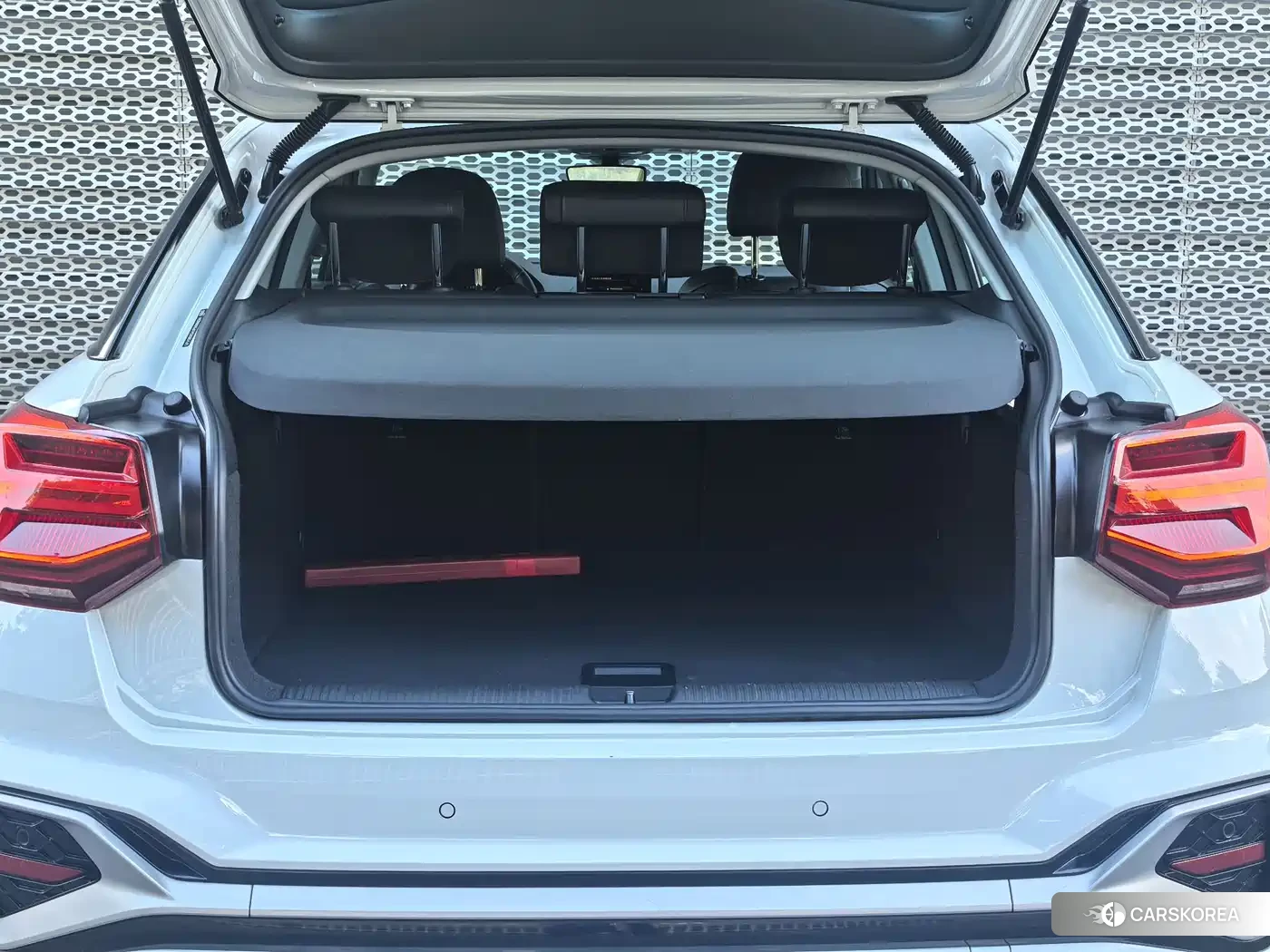 Audi Q2L 2023 Белый из Китая, фото 3