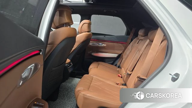 Genesis GV70 2024 Белый из Кореи, фото 3