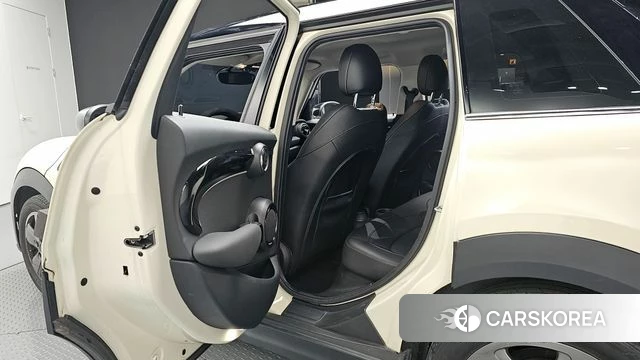 Mini Cooper 2022 Жемчужный цвет из Кореи, фото 3