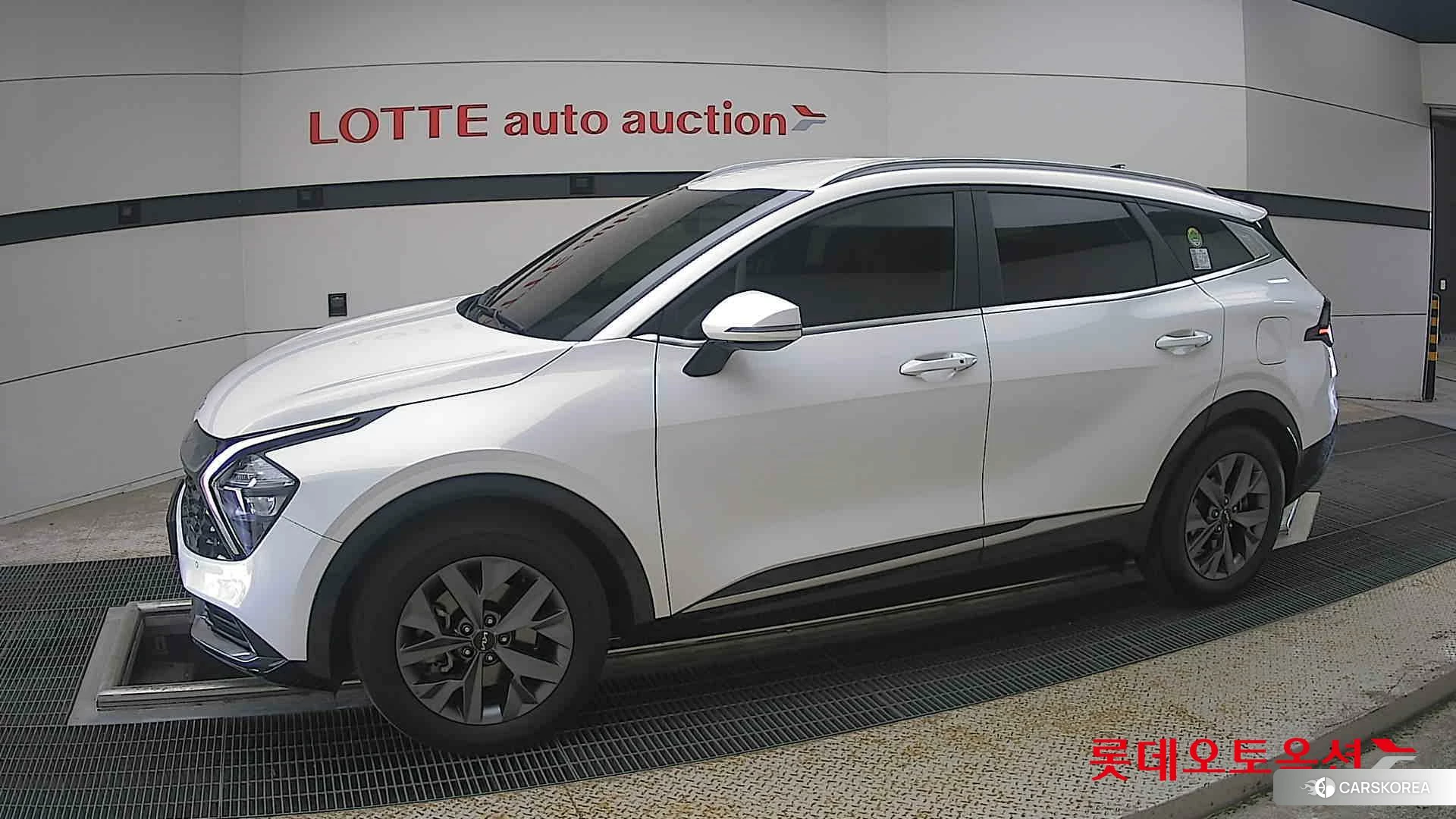 Kia Sportage 2022 Белый из Кореи, фото 3