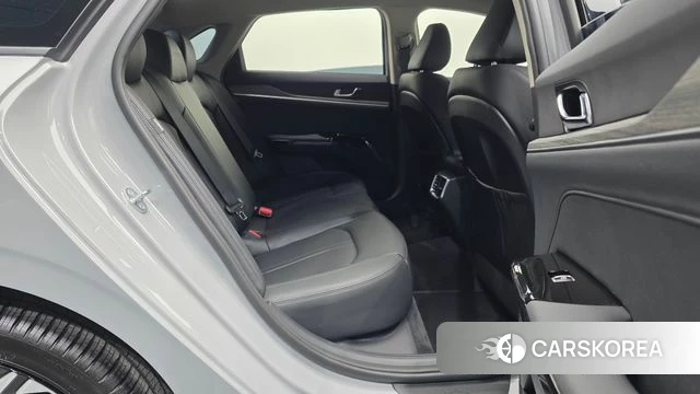Kia The New K5 3rd generation 2025 Серебристо-серый из Кореи, фото 3