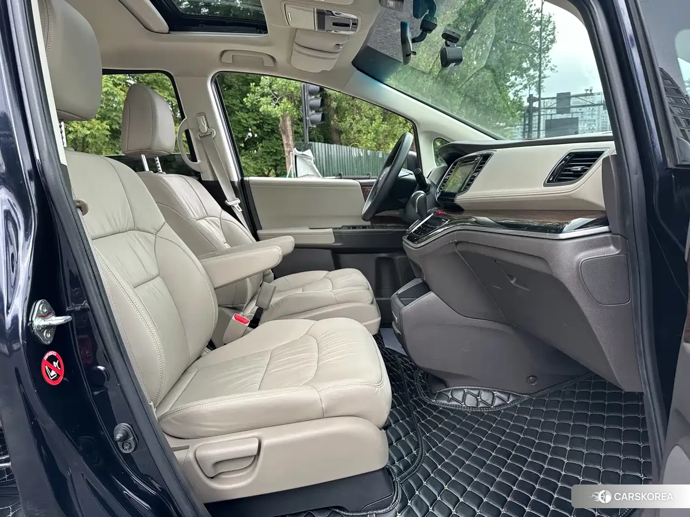 Honda Odyssey 2018 Черный из Китая, фото 3