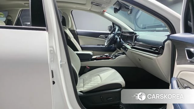 Kia Sportage 5th Generation 2022 Белый из Кореи, фото 3