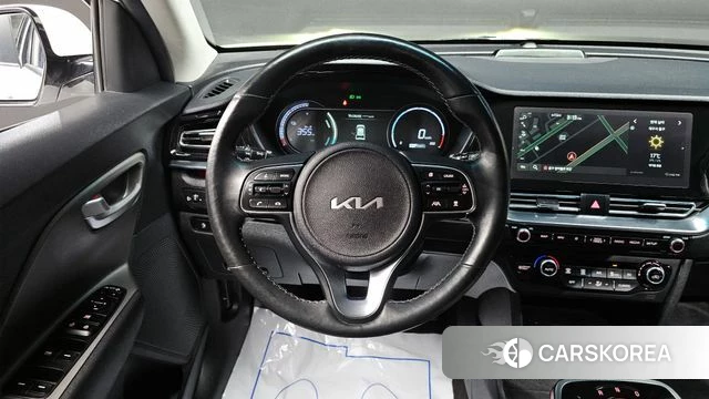 Kia Niro Plus 2022 Белый из Кореи, фото 3