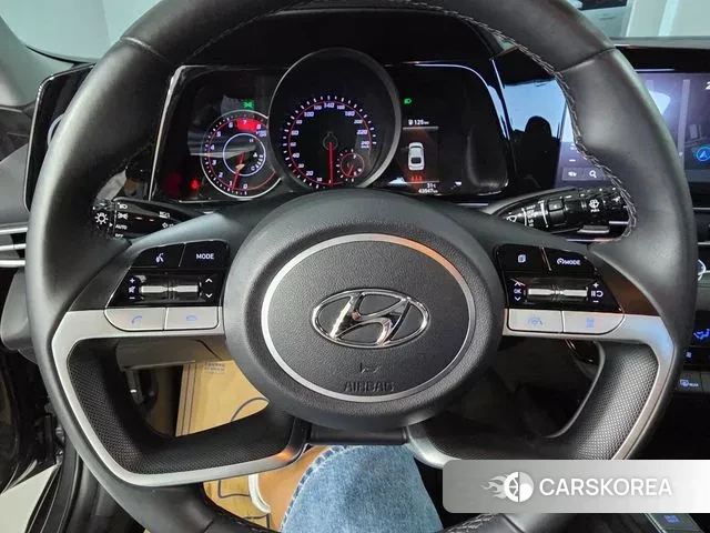 Hyundai Avante (CN7) 2022 Темно-зеленый из Кореи, фото 3