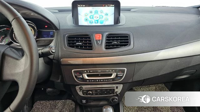 Renault Korea (Samsung) SM3 Neo 2018 Серебряный из Кореи, фото 3
