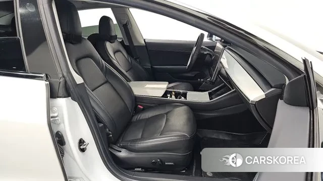 Tesla Model 3 2019 Белый из Кореи, фото 3