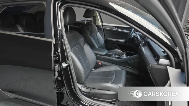 Kia K5 3rd generation 2020 Черный из Кореи, фото 3