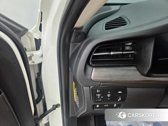 Kia K7 Premier Hybrid 2020 Белый из Кореи, фото 3