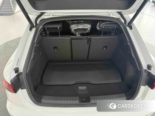 Audi A3 2022 Белый из Китая, фото 3