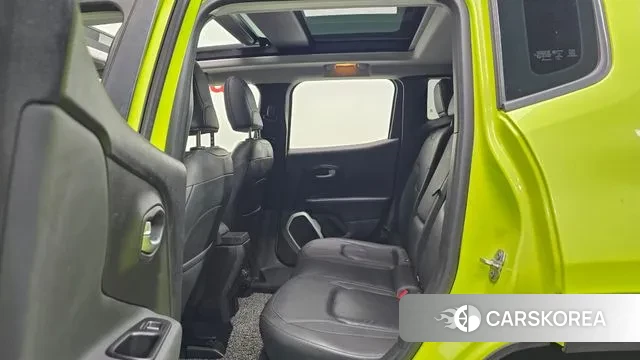 Jeep Renegade 2018 Светло-зеленый из Кореи, фото 3