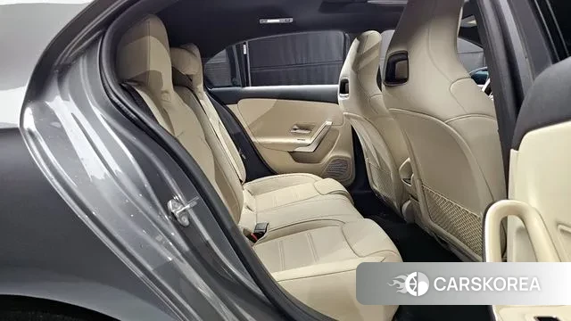 Mercedes-Benz A-Class W177 2019 Серебристо-серый из Кореи, фото 3