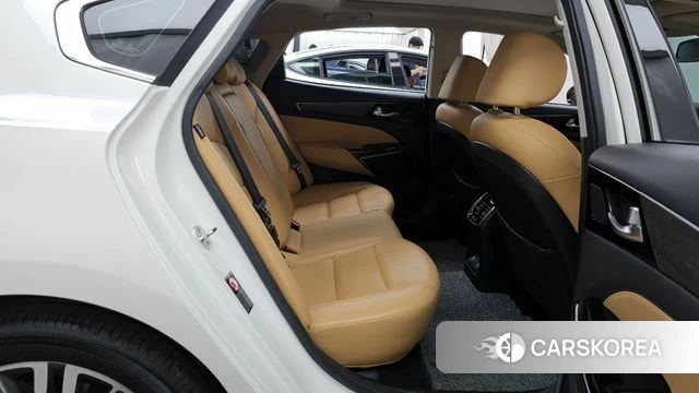 Kia K7 Premier 2019 Белый из Кореи, фото 3